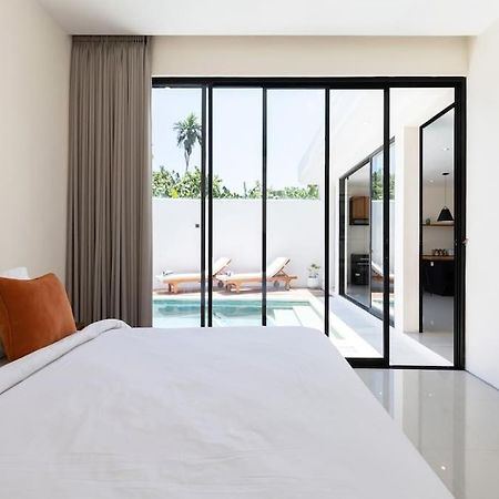 The R Villa Kaba - Incl. Motorbikes Seminyak Dış mekan fotoğraf